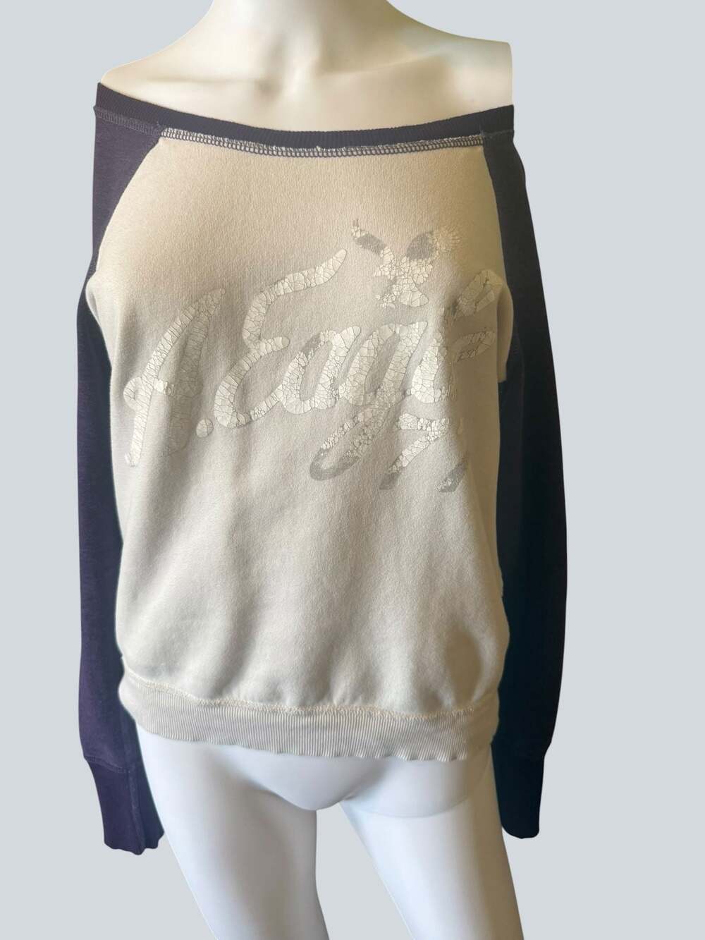 American Eagle Outfitters Women's Raglan Graphic Sweatshirt